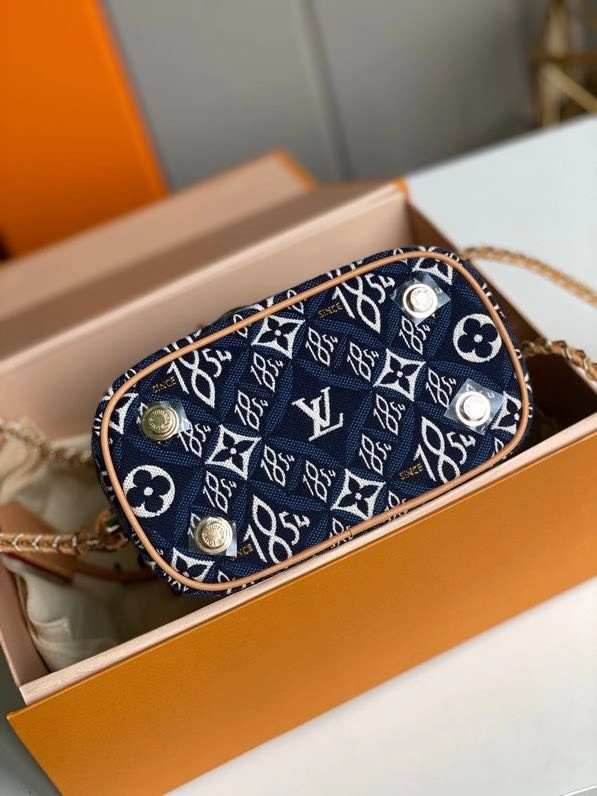 l0*is V*t0n since 1854 vanity pm