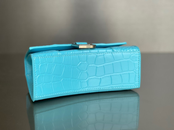 Ba*len*cia*ga hourglass