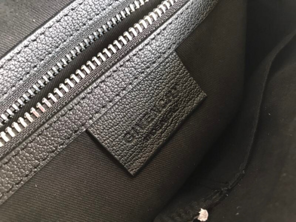 GIENVCHY ANTIGONA MINI/SMALL/MEDIUM IN GRAINED LEATHER