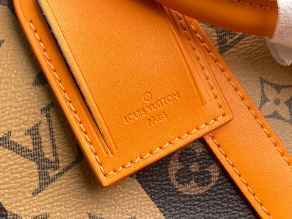 l0*is V*t0n keepall bandouliÈre 50