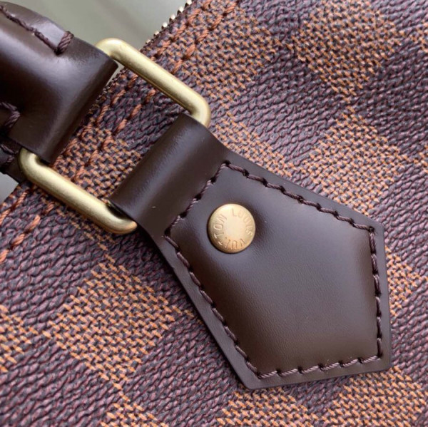 l0*is V*t0n speedy 30