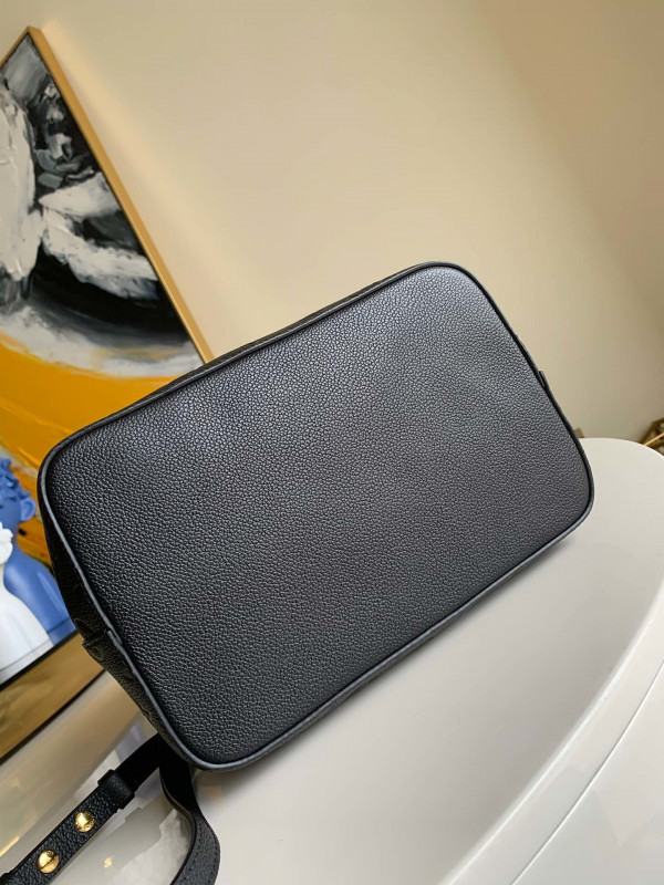 l0*is V*t0n neonoe mm