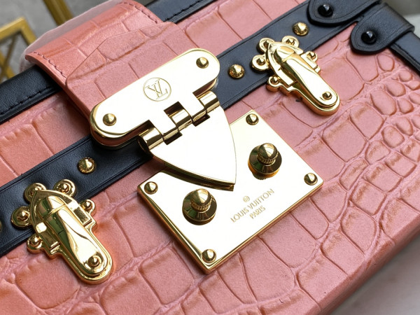 l0*is V*t0n petite malle