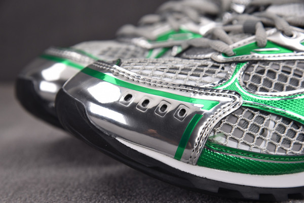 bo*te*ga Ve*ne*ta sneakers