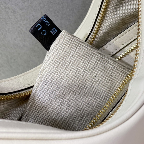 G*u*i attache large shoulder bag