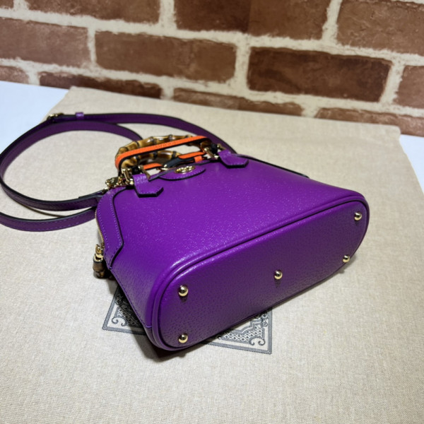 G*u*i diana mini tote bag