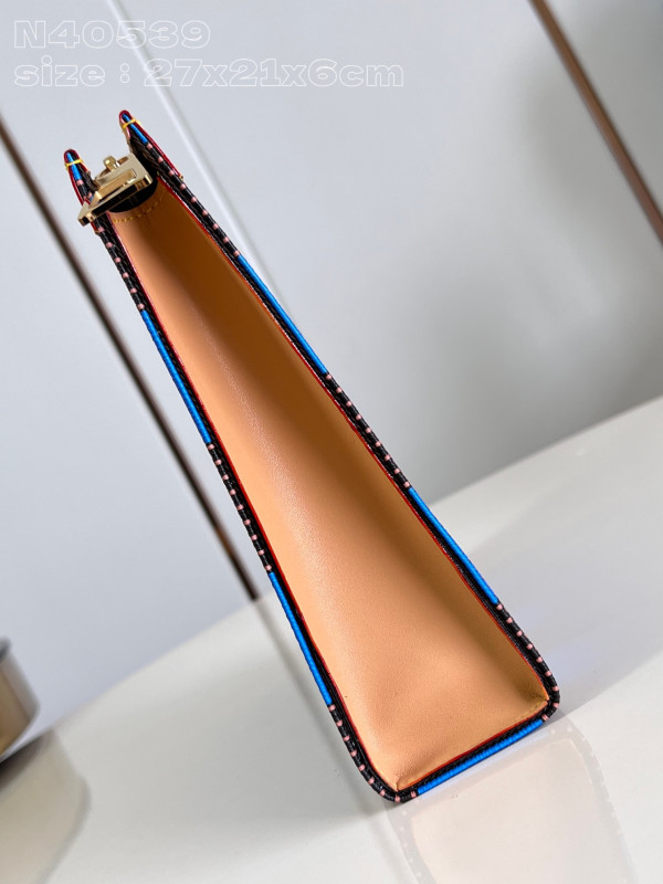 l0*is V*t0n pochette voyage-27*21*6cm