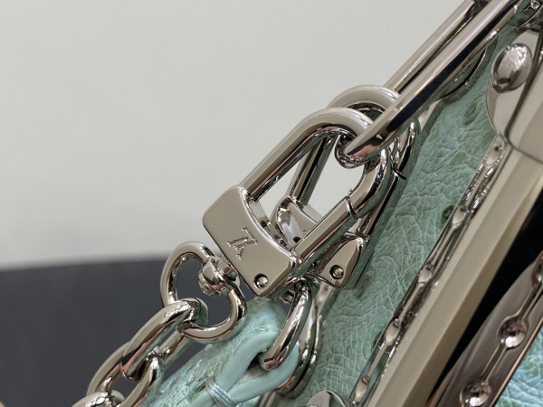 l0*is V*t0n slim trunk-23*12*4cm