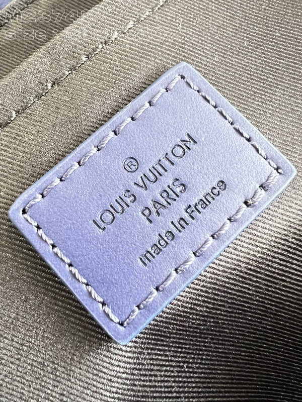 l0*is V*t0n s-cape messenger-28*16*10cm