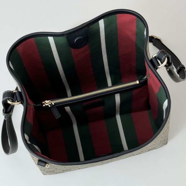 G*u*i gg emblem small shoulder bag-25*25*15.5cm