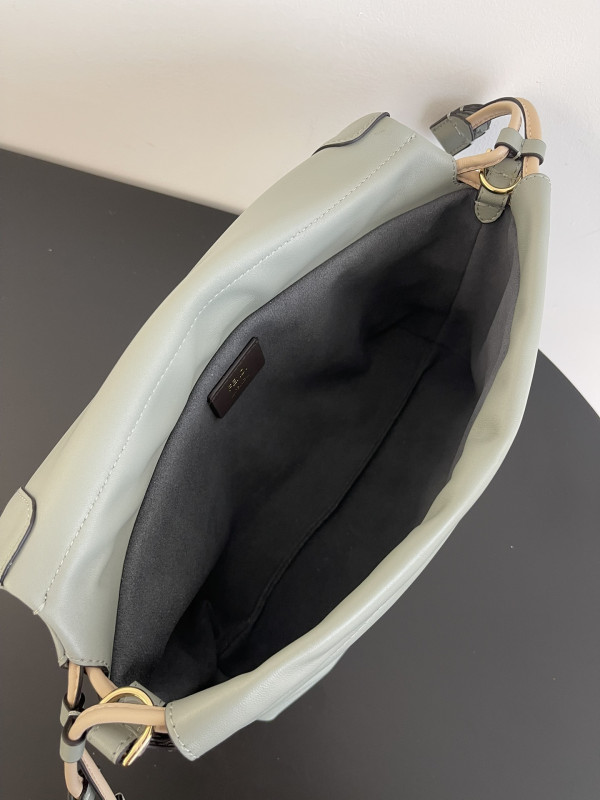 F**di mamma baguette