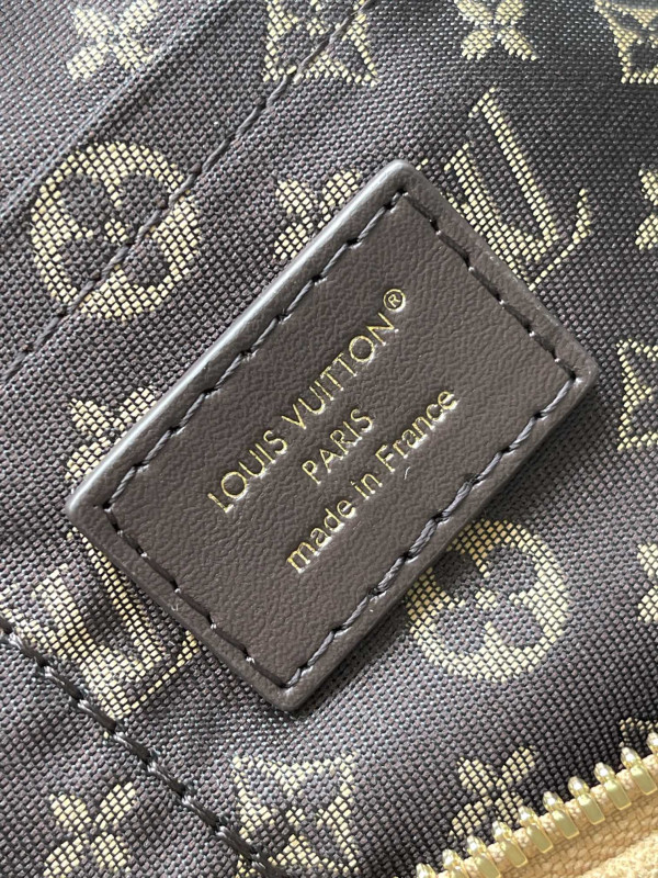 l0*is V*t0n express travel  - 20*27*45cm