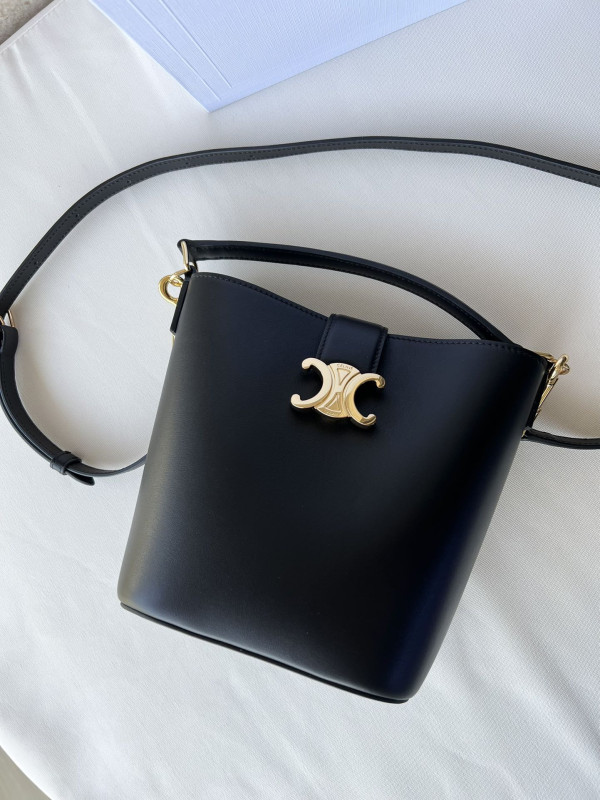 Ce**e small bucket l0*ise in smooth calfskin - 16-19-12cm