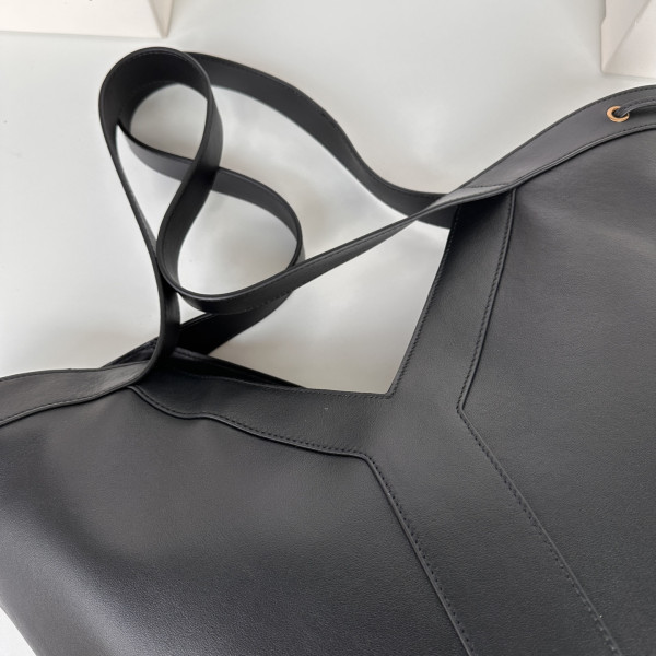 Y*L y large hobo in leather